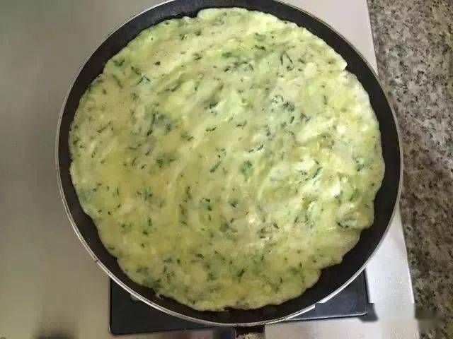  这款|这款小清新口味的鸡蛋饼，快手早餐就它啦！