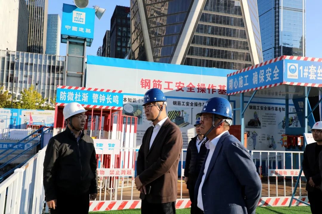 钱江世纪城班子领导慰问支持杭州SKP等辖区重大项目赛后加速建设
