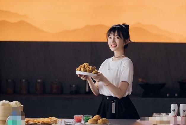  参加|除赵丽颖，《中餐厅》另一位女生原定是她，后被李浩菲截胡了