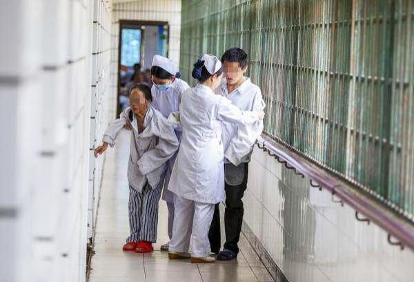 快递|90后快递员为小女孩挡刀，伤口缝了40多针！嫌疑犯有精神病史