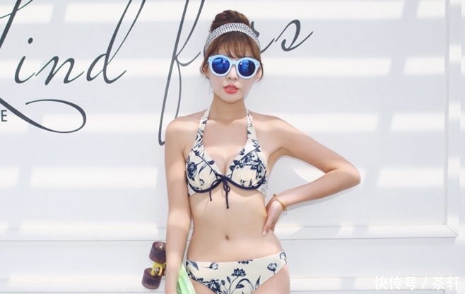 个性|比基尼泳衣小姐姐,细腻柔软,散发个性魅力!