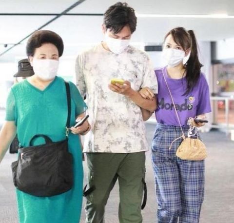  终于|年龄还是硬伤，伊能静因为年龄较大感到力不从心，终于崩溃了