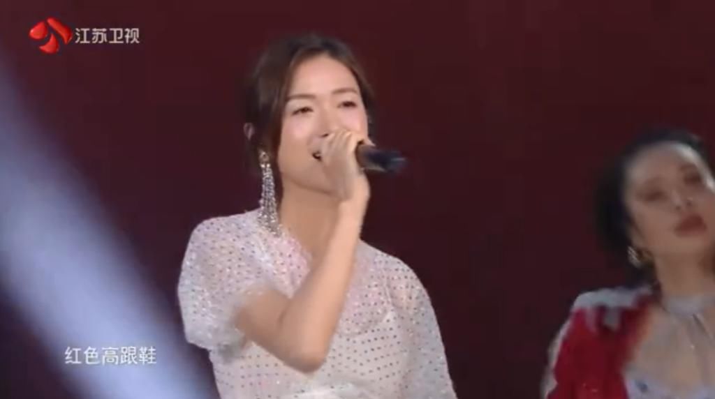  大碗宽面|一夜之间口碑崩塌！万人迷万茜是怎样变成了万人烦？