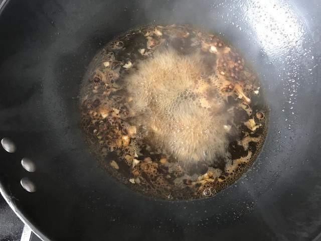  做法|海带最新做法，不炖不煮，让你吃了就上瘾，每次都做一锅不够吃