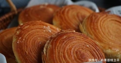 馒头|面粉特别的创意做法,加2个紫薯,比包子馒头都好吃,酥得直掉渣