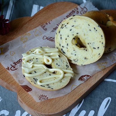  贝果|黑芝麻贝果三明治