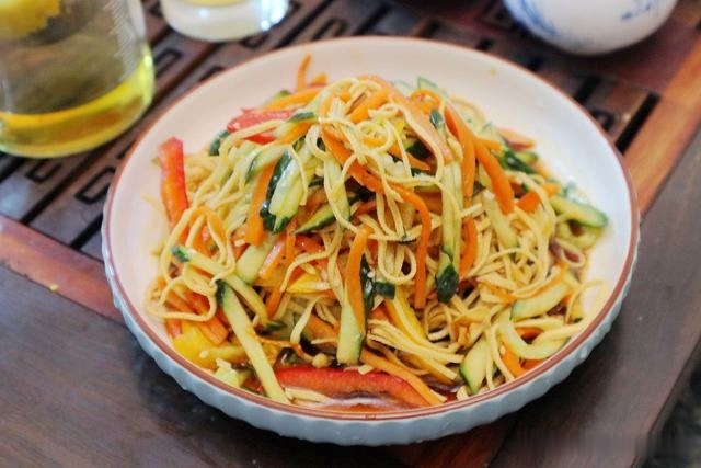 天热|10道凉菜做法,天热每顿吃上一两道,比热菜更早光盘