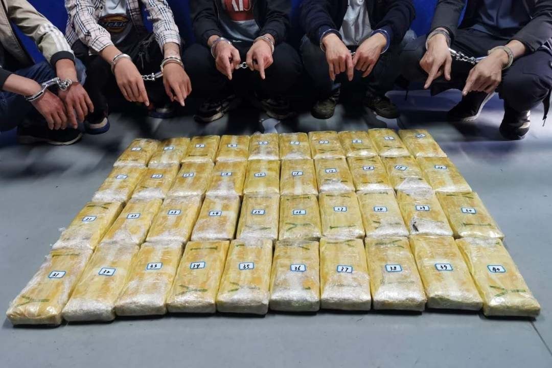 公斤|撞停嫌疑人车辆！红河金平破获武装运输贩卖毒品案 缴毒23公斤