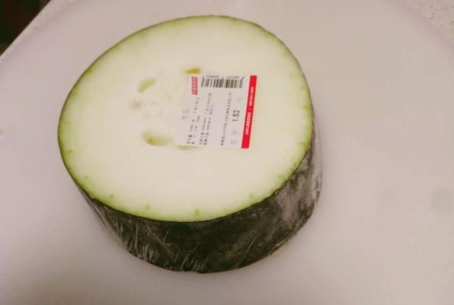  试试|冬瓜别再煮着吃了，试试这样做，荤素搭配，好吃下饭！