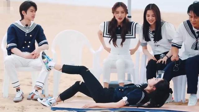 全国|5年前为追星去韩国当练习生,出道后比偶像还火,凭跑男红遍全国