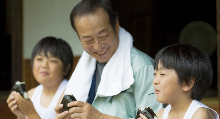 儿女|老了住养老院和住儿女家，哪种更舒坦？听听这4位老人的真心话