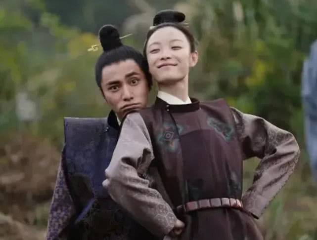 甜美|《中餐厅4》在国内录制,网曝赵薇回归,携手两位甜美系女星加盟