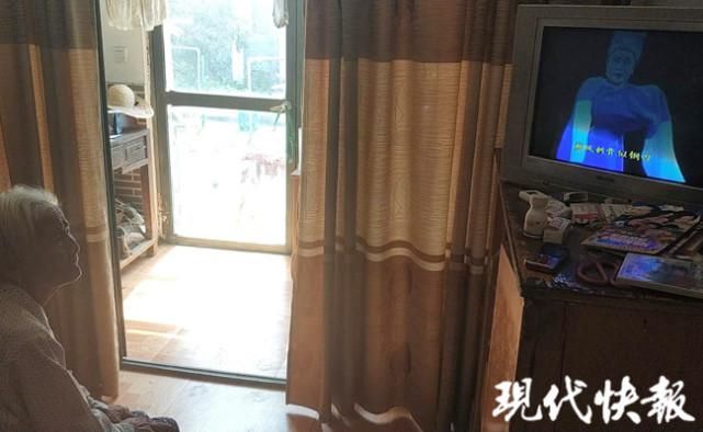  妻子|七旬老汉照顾八旬偏瘫老伴38年：她永远是我的小公主