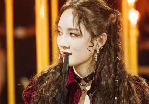  争议|《浪姐》拉票环节惹争议，万茜主角戏份太明显！宁静对结果不服