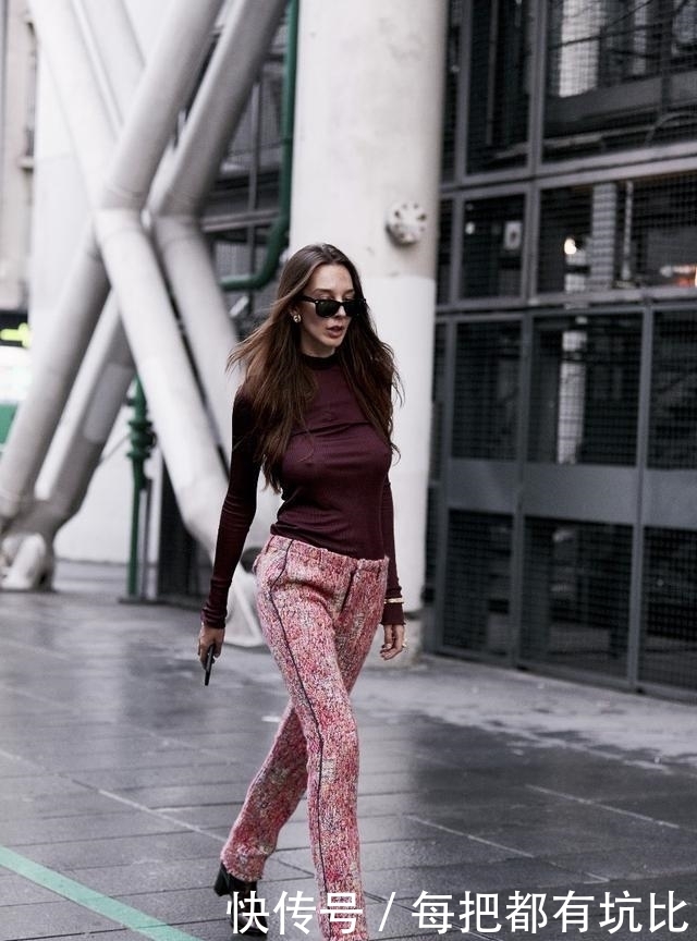 身段|好身材穿着白t配牛仔裤也很可,时尚与身段息息相关