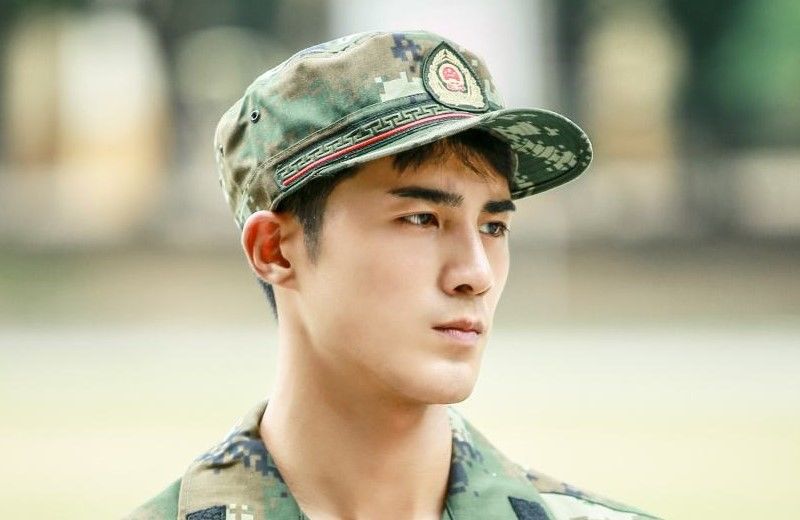  俊朗|姜潮成名之路十分曲折，外形俊朗的他，谁料因为一档综艺而大火