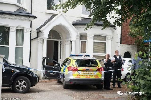 崩溃|妈妈亲手杀死自闭症儿子:他因疫情无法上学,她育儿压力太大崩溃…