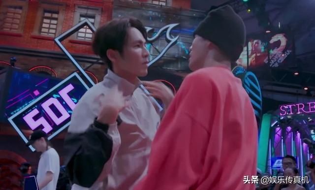  张艺兴|看完《这！就是街舞》4位队长斗舞，感觉赛果已经不重要了