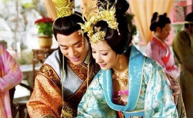  手段|他装傻二十载，只为保命，一朝为帝，铁血手段令人瞠目