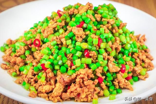  道菜|三伏天、我家就爱这道菜！简单一炒、脆爽入味促食欲，一盘吃不够