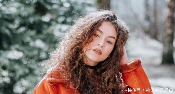  余额|婚前婆婆给一张六万的银行卡，婚后儿媳去存钱，看见余额她蒙了