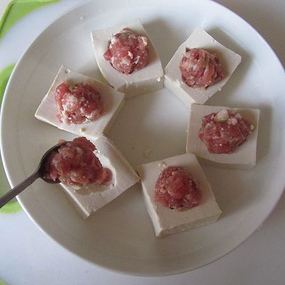  肉馅|咸蛋黄豆腐酿丸子