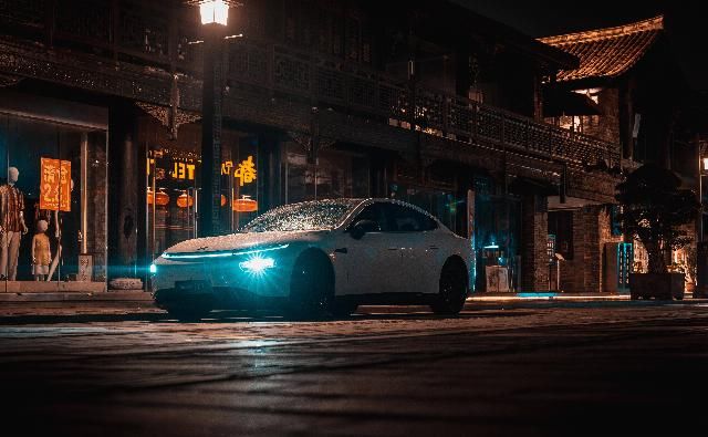  寻味|寻味成都 | 一座来了就不想走的城，一台开了就不想下的车