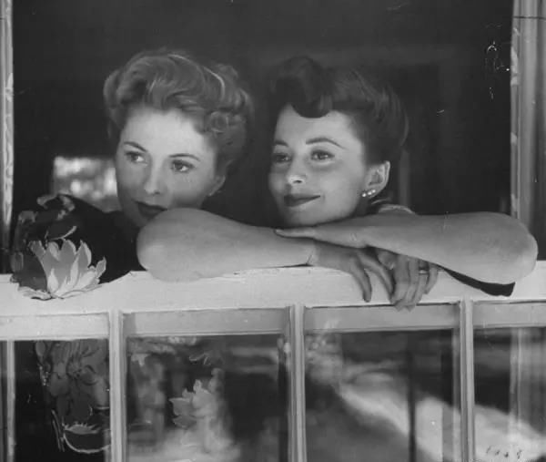  神仙|离婚多就算赢，“神仙”姐妹连去世都要争一个先后