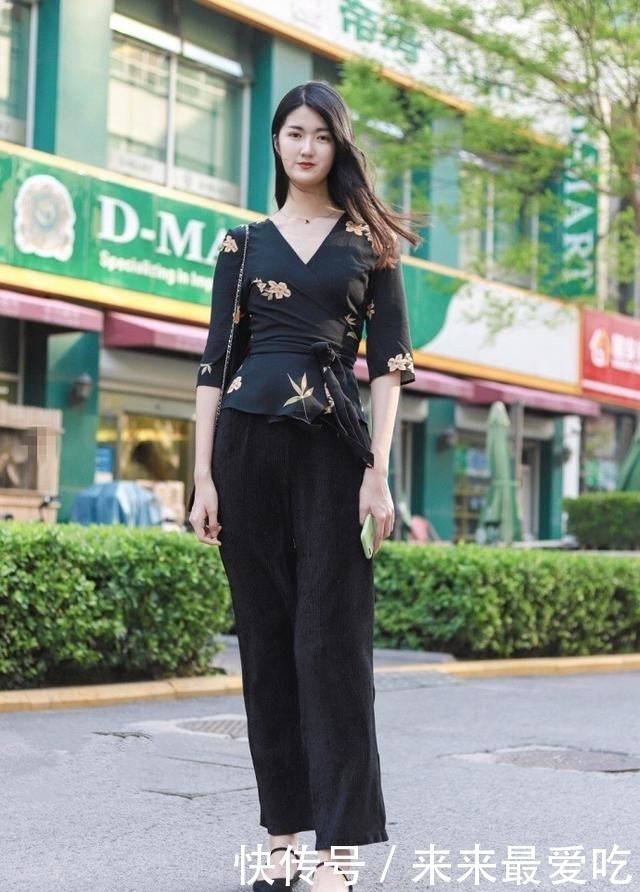 美女|路人街拍,美女颜值美丽,穿搭很时尚,满满的都市女郎风采!