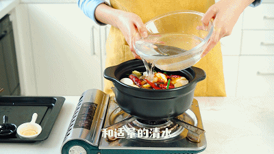 详细|最靠谱最好吃最详细的卤三鸡做法！零失败