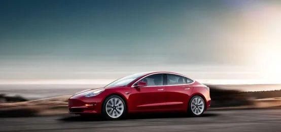  小鹏|小鹏P7，给我一个理由为它买单