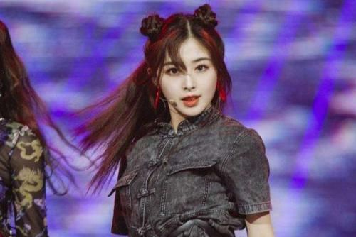  姐姐们|史上头一遭，这档综艺把自己玩成了一场行为艺术