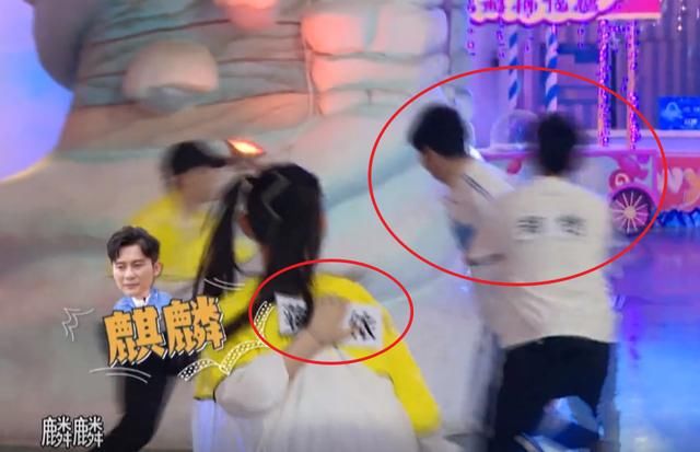  不忍|《奔跑吧》杨颖蔡徐坤带头溜走，谁留意李晨？这画面我不忍多看
