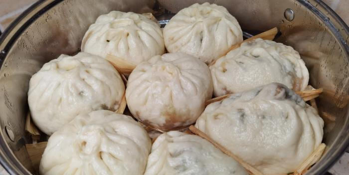 立秋前|立秋前,遇到此碱性蔬菜,我从不还价,维C含量极高,蒸包子最香