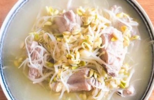  浓郁|汤汁浓郁清爽鲜美，清淡营养美味口味咸香，宝宝超爱喝