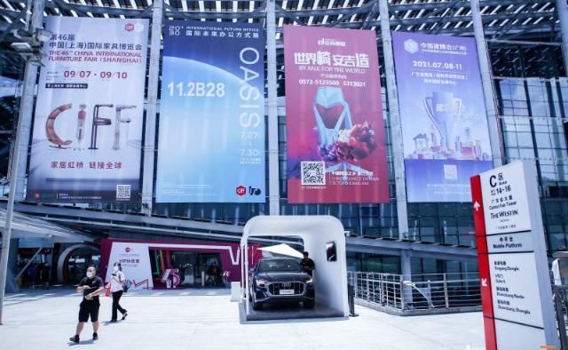  寓言|太空办公的未来寓言