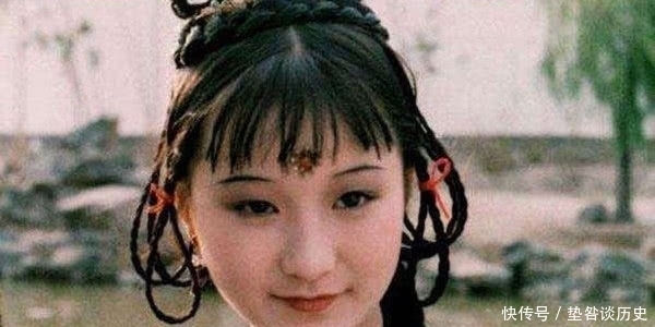 芳官|如果芳官送给贾环的还是蔷薇硝,赵姨娘是否就不会和戏子们打架了?