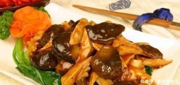 鲜艳|家常菜有好几道美味的菜,颜色鲜艳,让人胃口大开,尤其是晚餐