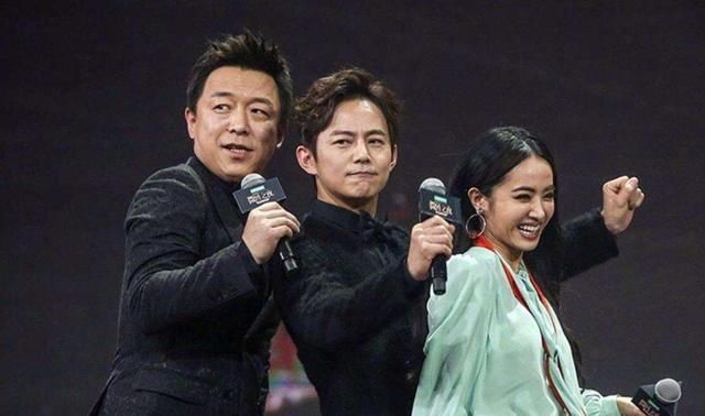  退出|黄渤当年退出《极限挑战》另有苦衷？多次恳求何炅，却被接连拒绝