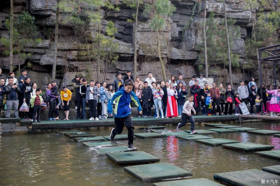 主题酒店|杭州有很多美景与动人的故事,宋城千古情的表演也非常震撼