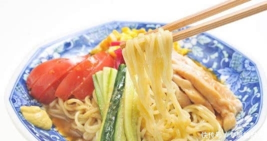 油炸花生米|喜欢喝酒的人,尽量不要点这3道下酒菜,尤其是第2个,快来看看