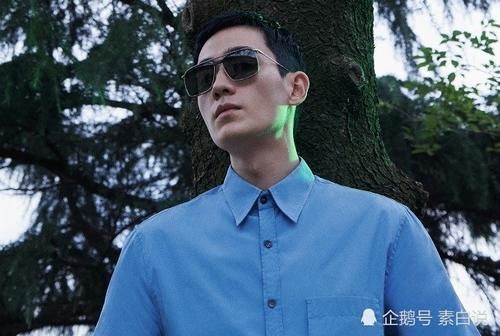 面里|“吴邪”顺利升职,朱一龙吃面庆祝,面里的辣椒亮了