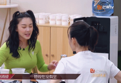  浪学|浪学｜笨蛋美女张雨绮才是讲话艺术家？