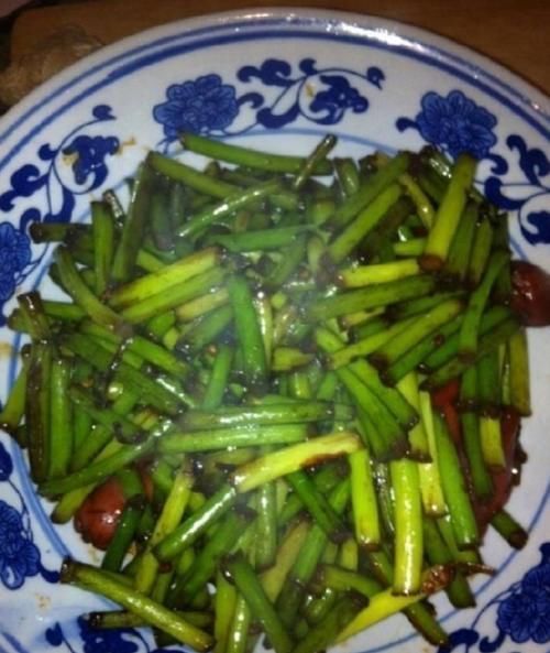  中餐厅|赵丽颖拍中餐厅宣传片，煮银耳汤却忘记放糖，网友：担心的事情还是来了