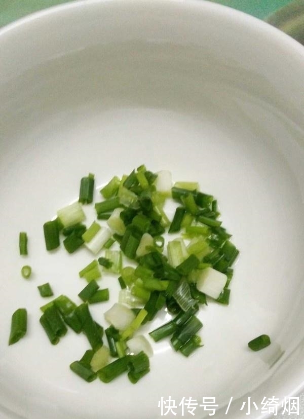  做出|2块钱的豆腐做出五星饭店味儿，常吃身子骨壮实，记性好不忘事