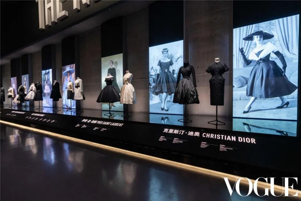  裙子|全世界最美的裙子，都藏在这个展览里