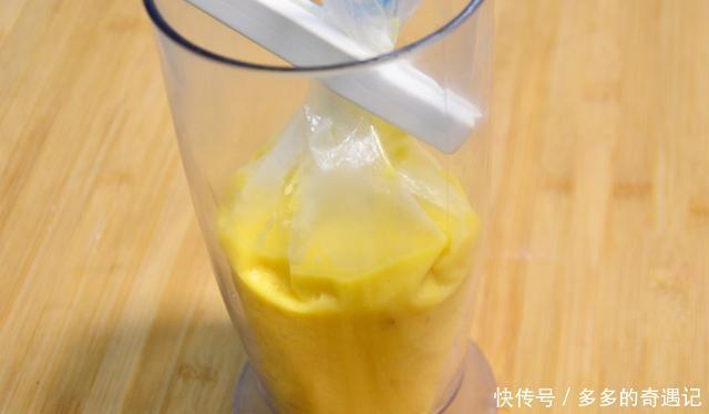 黄色|橙香“黄色预警”!没错,我在做橙香玛德琳蛋糕~