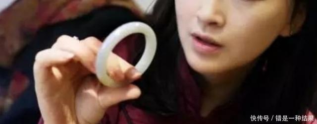 透露|为什么店员会偷偷在卖玉器的柜子里放一杯水内行人透露背后猫腻!
