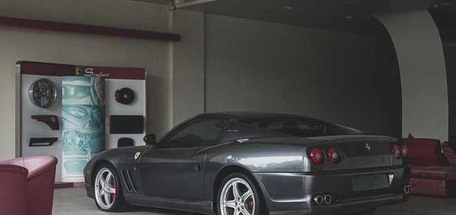  神车|暴殄天物 三辆神车被遗忘在店里 原因究竟如何？