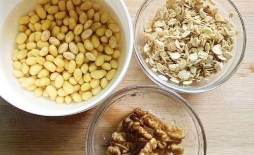  补脑|天然的补脑饮品，超市卖30元一箱，对于增强记忆力很有帮助